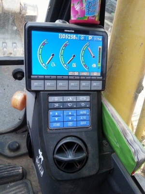 Komatsu PC160 LC - 8 Komatsu PC160 LC - 8