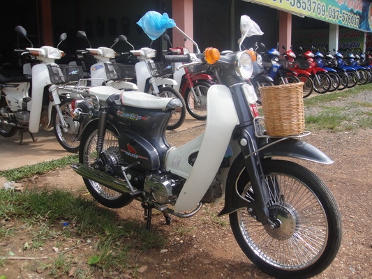 C 70  เครื่องดรีม100 สีเทา  ทะเบียนพร้อมชุดโอน