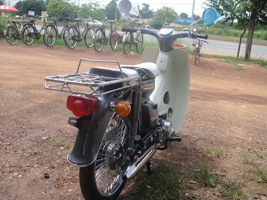 C 70  เครื่องดรีม100 สีเทา  ทะเบียนพร้อมชุดโอน