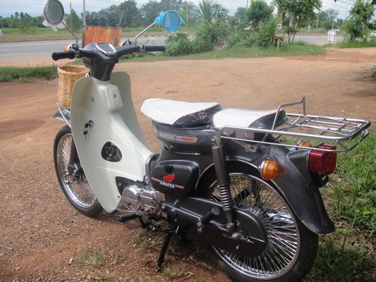 C 70  เครื่องดรีม100 สีเทา  ทะเบียนพร้อมชุดโอน