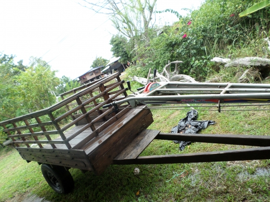 ขายรถไถนาเดินตามยี้ห้อ Kawama หางลิงลมสภาพเหมือนใหม่อุปกรณ์ครบ...ชุดไถชุดลาก...รถพึ่งออกมาได้ไม่ถึงปีซื้อเงินสดมา60,000ซื้อสดจากร้านราชาเกษตรยนต์+ตัวลากทำจากไม้เนื้อดีเป็นไม้ประดู๋ทำลวดลายสวยงามครับตัวลากหมดไป13,000บาท รวมทุนรถคันนี้ผมหมดไป73,000บาทครับขา