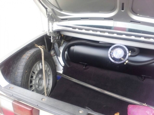 ขายรถวอลโว่ 244 หน้ายก ปี 87 เครื่อง2.4 เกียร์ออโต้ ติดแก๊ส LPG เพาเวอร์ กระจกไฟฟ้าทั้งคัน เบาะเดิมๆสวย แอร์เย็น  ตัวถังเดิมๆ สีซีด รถขับดี พร้อมใช้ ขายถูกครับ