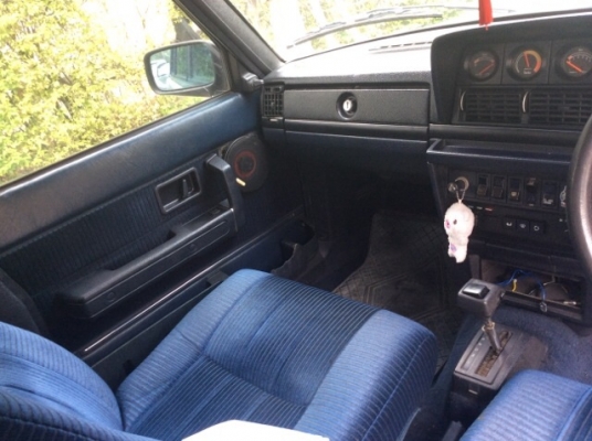 ขายรถวอลโว่ 244 หน้ายก ปี 87 เครื่อง2.4 เกียร์ออโต้ ติดแก๊ส LPG เพาเวอร์ กระจกไฟฟ้าทั้งคัน เบาะเดิมๆสวย แอร์เย็น  ตัวถังเดิมๆ สีซีด รถขับดี พร้อมใช้ ขายถูกครับ