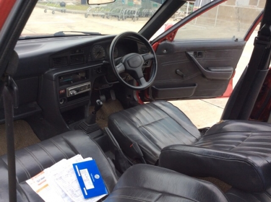 ขายรถโตโยต้า โคโรน่า ปี 89 เครื่อง4A 1.6 หัวฉีด เกียร์ธรรมดา ติดแก๊ส LPG  เพาเวอร์ ภายในเบาะหนัง วิทยุ cd  ตัวถังสีเต็มเงา มีริ้วรอยการใช้งาน ยางดี เครื่องดี รถขับดีครับ