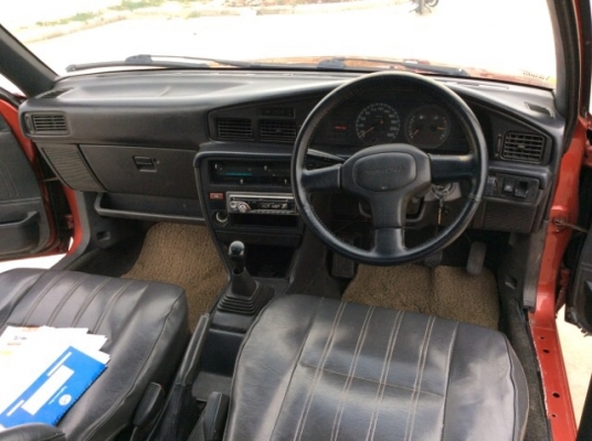 ขายรถโตโยต้า โคโรน่า ปี 89 เครื่อง4A 1.6 หัวฉีด เกียร์ธรรมดา ติดแก๊ส LPG  เพาเวอร์ ภายในเบาะหนัง วิทยุ cd  ตัวถังสีเต็มเงา มีริ้วรอยการใช้งาน ยางดี เครื่องดี รถขับดีครับ