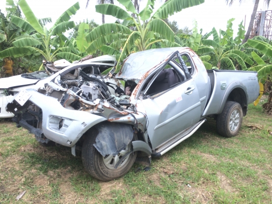 ขายด่วน ไทรตัน แคป ปี2012 สีเทา พร้อมเล่มทะเบียน