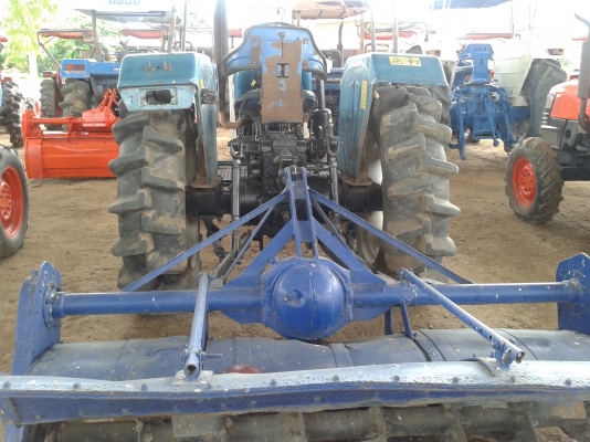 ขายรถไถยูเอ็มไทชัน404แรงและลอตาลี้