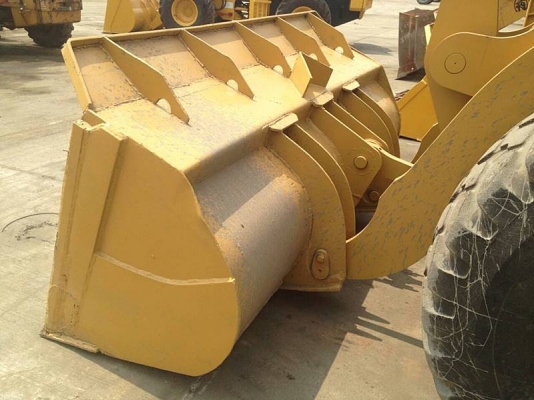 รถตักล้อยาง เอวอ่อน โคมัทสุ WA 250-1 เก่าญี่ปุ่นแท้ สวย ถูก 090-986-2521