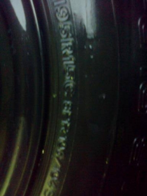 ยางป่าวบิดโตน195R15 8PRปี13