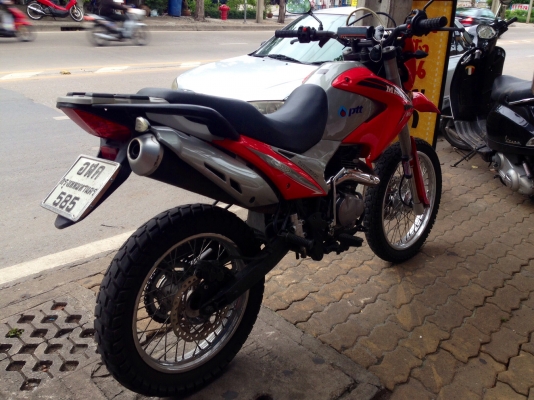 ธารนนทบุรี//ขาย m bike 200 cc สวยๆเดิมๆ ระบบไฟสมบูรณ์ทุกจุด เครื่องดีขับมันๆครับ ราคา 37,000 บาท ทะเบียนแท้