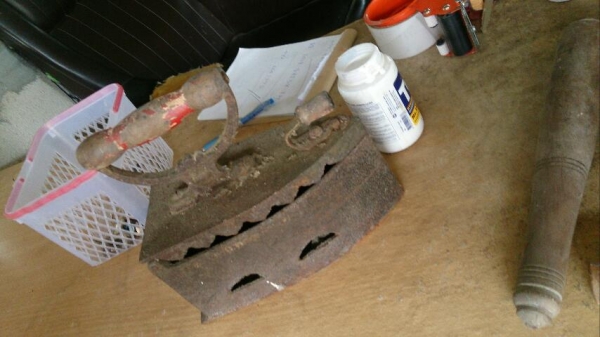 เตารีดโบราณเก่าเตารี