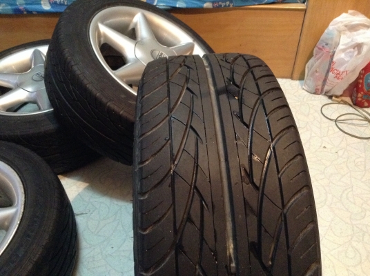 แม็กนอกขอบ 15 นิ้วพร้อมยางฟอเก้น 4 วง 4รู100/114พร้อมใช้