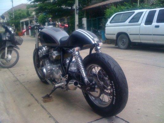 ขายcb750คาเฟ่ครับ