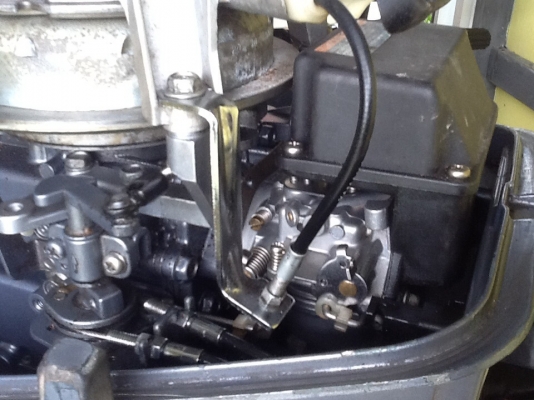 เครื่องเรือยามาฮ่า8แรง สภาพดีพร้อมใช้