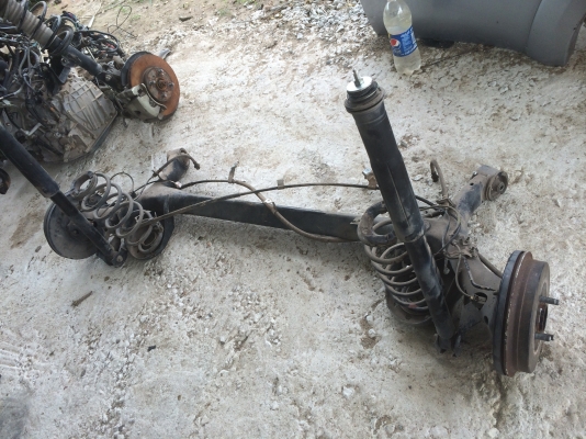 ขายคานหลัง โตโยต้า วีออส พร้อมโช็ค สปริง ระบบเบรค ABS