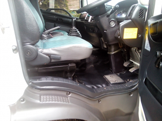 6 ล้อกลาง  *Euro.3*  HINO (SERIES.500)  FC9JLLA 175 แรงม้า+*คอมมอนเรว* ยาว6.50ม. * รถสวยเดิม *รถห้างแท้*  เอกสารพร้อมโอน