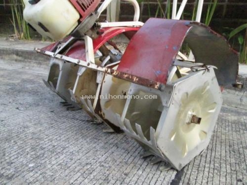 เครื่องกำจัดวัชพืชในร่องข้าว !!!  MARUYAMA  รหัสสินค้า : 14001600  หรือเพิ่มเติมไดที่ www.nihonmono.com