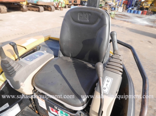 รถขุด CAT 303CR S/N CAR038XX นำเข้า สภาพดี บจก.สหสินอีควิปเม้นท์ โทร.081-5851880, 02-5168100-1 www.sahasinequipment.com