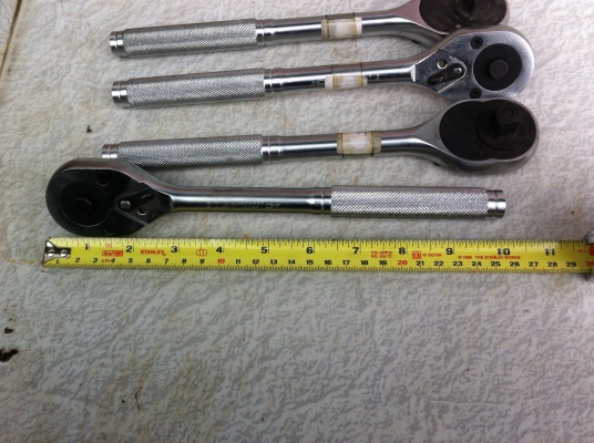 ประแจบล็อกอย่างดีตัวใหญ่ YTB พร้อมลูกบล็อกแบบยาวอีก 6 ตัว มีเบอร์ 10 , 12,14 ,17,19,21