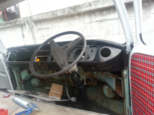 ** ขายรถโฟร์คตู้แตงโม ไฟเลี้ยวบน เปิดข้างได้ ทำร้านค้าเคลื่อนที่หรือร้านกาแฟได้ **