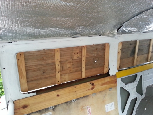 ** ขายรถโฟร์คตู้แตงโม ไฟเลี้ยวบน เปิดข้างได้ ทำร้านค้าเคลื่อนที่หรือร้านกาแฟได้ **