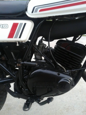 ขายdt 100 ทะเบียนเต็ม58 พร้อมโอน รถจบๆ