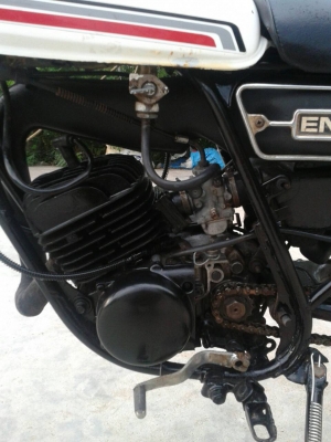 ขายdt 100 ทะเบียนเต็ม58 พร้อมโอน รถจบๆ