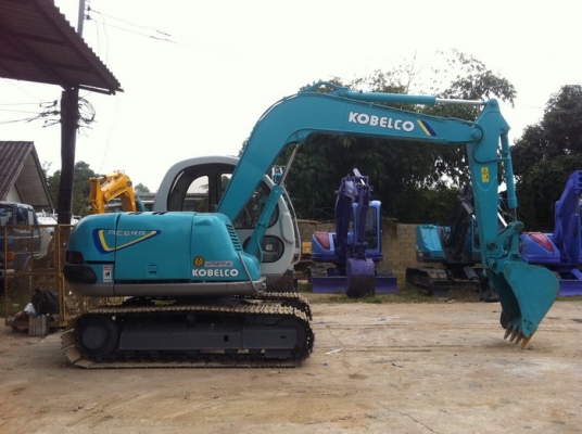 ขาย รถขุด  KOBELCO SK 60 มีหลายคันให้เลือก