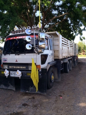 **1,700,000 บ.ต่อรอง**ขาย18ล้อพ่วงแม่ลูกดั้ม สวยๆ "หลงยูโรวัน" MITSU MMTFN527ETC ปี42 วางเครื่องM6-260HP (ลงเล่ม) เครื่องแห้งๆ แน่นๆ แรงจัด ไม่มีเยิ้ม เกียร์ ดี ไม่มีหลุด ช่วงล่างเดิม คัสซีสวยไม่ปะไม่ดาม กระบะดั้มเหล็กSSM ลอนเฉียงสภาพสวย พื้นดีข