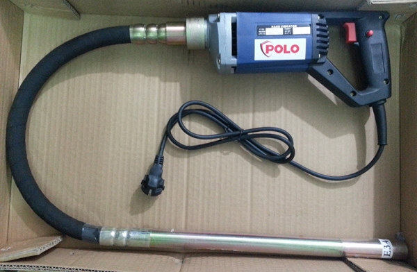 ขายเครื่องจี้ปูน POLO สาย1เมตร ของใหม่ พร้อมใช้งาน สำหรับเทคาน พื้นคอนกรีต จี้สั่นให้ไม่เป็นตามด ทำให้ปูนเข้ากันไม่เป็นโพรง