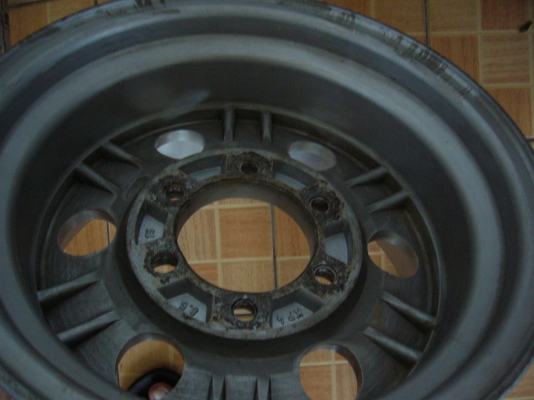 ขายแม๊ก 15" 8.5" 6รู สวยๆๆเดิมๆๆ 3500บ.