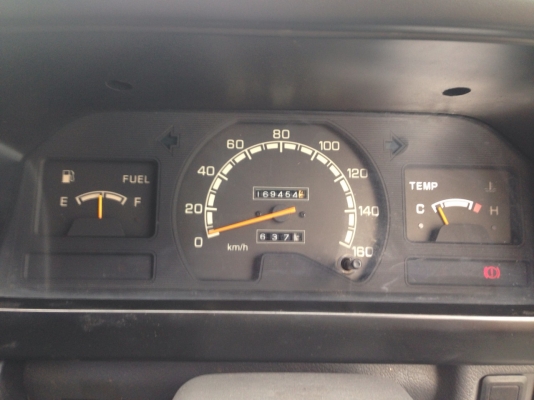 **** ขายรถตู้ L300 ขายถูก ****