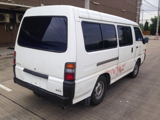 **** ขายรถตู้ L300 ขายถูก ****