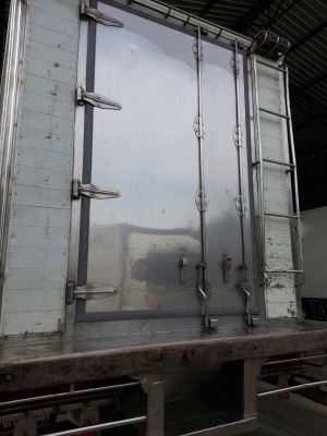 รถฮีโน่ 10 ล้อ ตู้เย็น FL3H 195 แรงม้า. ปี 38 สนใจติดต่อ 081 - 6079515 รถฮีโน่ 10 ล้อ ตู้เย็น FL3H 195 แรงม้า. ปี 38 สนใจติดต่อ 081 - 6079515