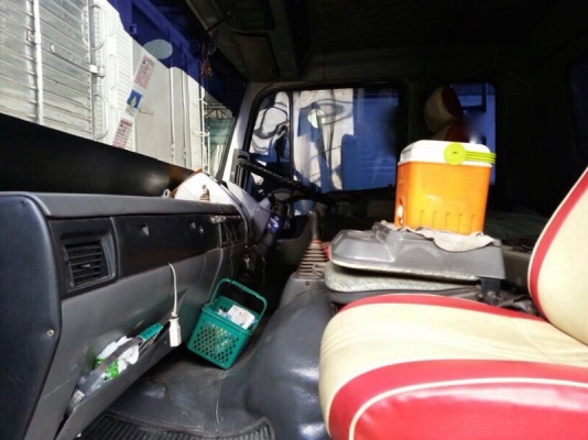 รถฮีโน่ 10 ล้อ ตู้เย็น FL3H 195 แรงม้า. ปี 38 สนใจติดต่อ 081 - 6079515 รถฮีโน่ 10 ล้อ ตู้เย็น FL3H 195 แรงม้า. ปี 38 สนใจติดต่อ 081 - 6079515