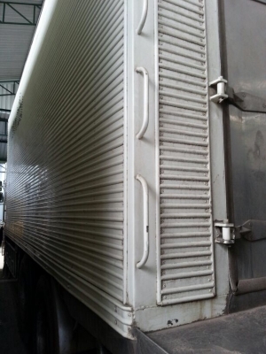 รถฮีโน่ 10 ล้อ ตู้เย็น 220 แรงม้า. ปี 50 สนใจติดต่อ 081 - 6079515 รถฮีโน่ 10 ล้อ ตู้เย็น 220 แรงม้า. ปี 50 สนใจติดต่อ 081 - 6079515