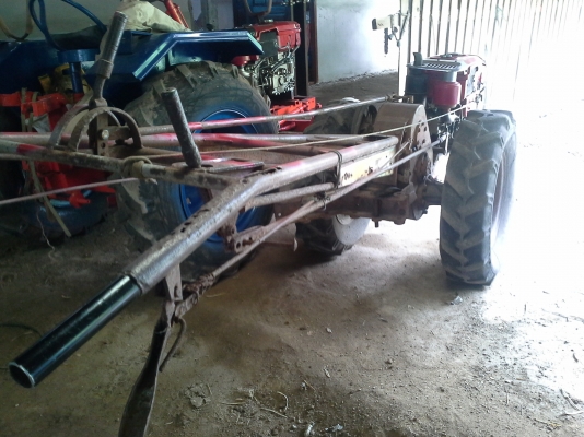 ขาย รถไถเดินตาม 2เกียร์ พร้อมเครื่อง kubota ET80 เครื่องแน่น พร้อมใช้งาน 15000