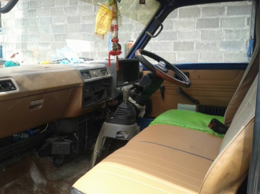 ขาย4ล้อ โดยสาร อีซูซุ 74 เครื่องดี แชชซีสวย ป้ายดำ ยางดี เอกสารพร้อมโอน ช่วงล่างดี ภายในสวย ขาย4ล้อ โดยสาร อีซูซุ 74 เครื่องดี แชชซีสวย ป้ายดำ ยางดี เอกสารพร้อมโอน ช่วงล่างดี ภายในสวย