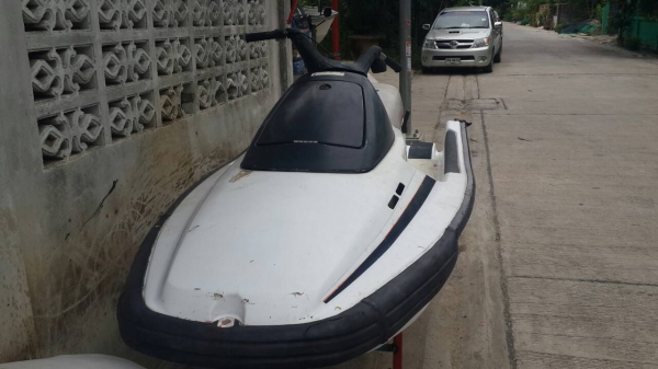 ปลาโอ ขายถูกๆ (มีถอยหลัง) ปลาโอ ขายถูกๆ (มีถอยหลัง)