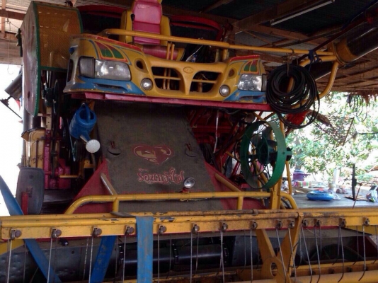 ขายรถเกี่ยวข้าว เกษตรพัฒนา + หางปลา10ล้อเพลาเดียวฟูโซ่