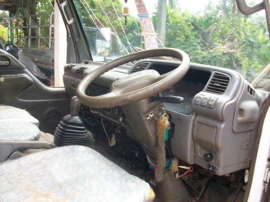 รถบรรทุก NKR 66L เครื่อง  120 แรงม้า 4HF1 พร้อมใช้งาน