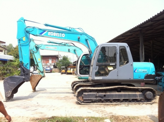 ขาย รถขุด KOBELCO SK120-3  มีหลายคันให้เลือก