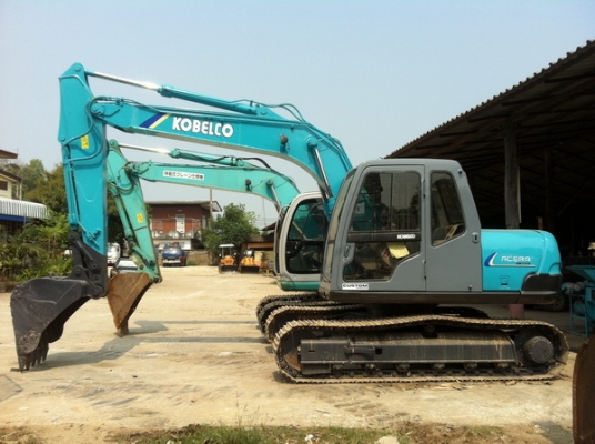 ขาย รถขุด KOBELCO SK120-3  มีหลายคันให้เลือก
