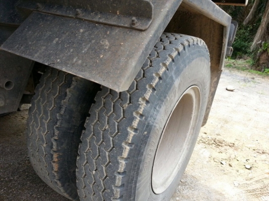 รถอีซูซุ 10 ล้อดั้ม 270 แรงม้า. ปี 51 ( ขายแม่ , ลูก ) สนใจติดต่อ 081 - 6079515 รถอีซูซุ 10 ล้อดั้ม 270 แรงม้า. ปี 51 ( ขายแม่ , ลูก ) สนใจติดต่อ 081 - 6079515