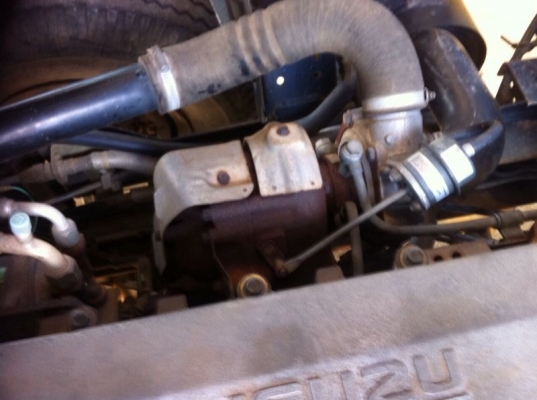 รถอีซูซุ 6 ล้อดั้ม 150 แรงม้า. ปี 48 ( รถวิ่ง 7x,xxx กม. ) สนใจติดต่อ 081 - 6079515 รถอีซูซุ 6 ล้อดั้ม 150 แรงม้า. ปี 48 ( รถวิ่ง 7x,xxx กม. ) สนใจติดต่อ 081 - 6079515