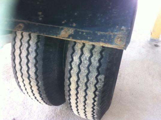 รถอีซูซุ 6 ล้อดั้ม 150 แรงม้า. ปี 48 ( รถวิ่ง 7x,xxx กม. ) สนใจติดต่อ 081 - 6079515 รถอีซูซุ 6 ล้อดั้ม 150 แรงม้า. ปี 48 ( รถวิ่ง 7x,xxx กม. ) สนใจติดต่อ 081 - 6079515