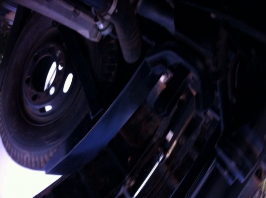 รถอีซูซุ 6 ล้อดั้ม 150 แรงม้า. ปี 48 ( รถวิ่ง 7x,xxx กม. ) สนใจติดต่อ 081 - 6079515 รถอีซูซุ 6 ล้อดั้ม 150 แรงม้า. ปี 48 ( รถวิ่ง 7x,xxx กม. ) สนใจติดต่อ 081 - 6079515