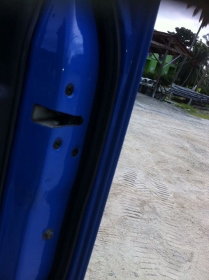 รถอีซูซุ 6 ล้อดั้ม 150 แรงม้า. ปี 48 ( รถวิ่ง 7x,xxx กม. ) สนใจติดต่อ 081 - 6079515 รถอีซูซุ 6 ล้อดั้ม 150 แรงม้า. ปี 48 ( รถวิ่ง 7x,xxx กม. ) สนใจติดต่อ 081 - 6079515