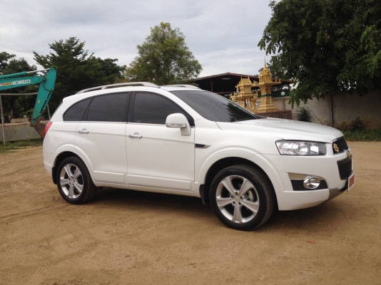 ขายดาวน์ รถเอสยูวี เชฟโรเลต แคปติวา ตัวท๊อป เครื่องดีเซล สภาพเดิมและสวยกิ๊ก