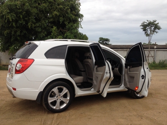 ขายดาวน์ รถเอสยูวี เชฟโรเลต แคปติวา ตัวท๊อป เครื่องดีเซล สภาพเดิมและสวยกิ๊ก